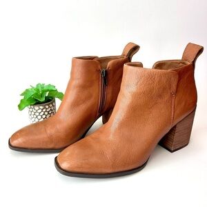 Vionic Alyssa Toffee Leather Ankle Boots Stacked Block Heel Square Toe Size 7.5